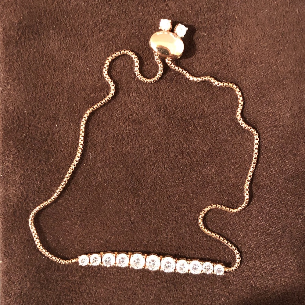 Rose gold crystal bracelet with adjustable clasp